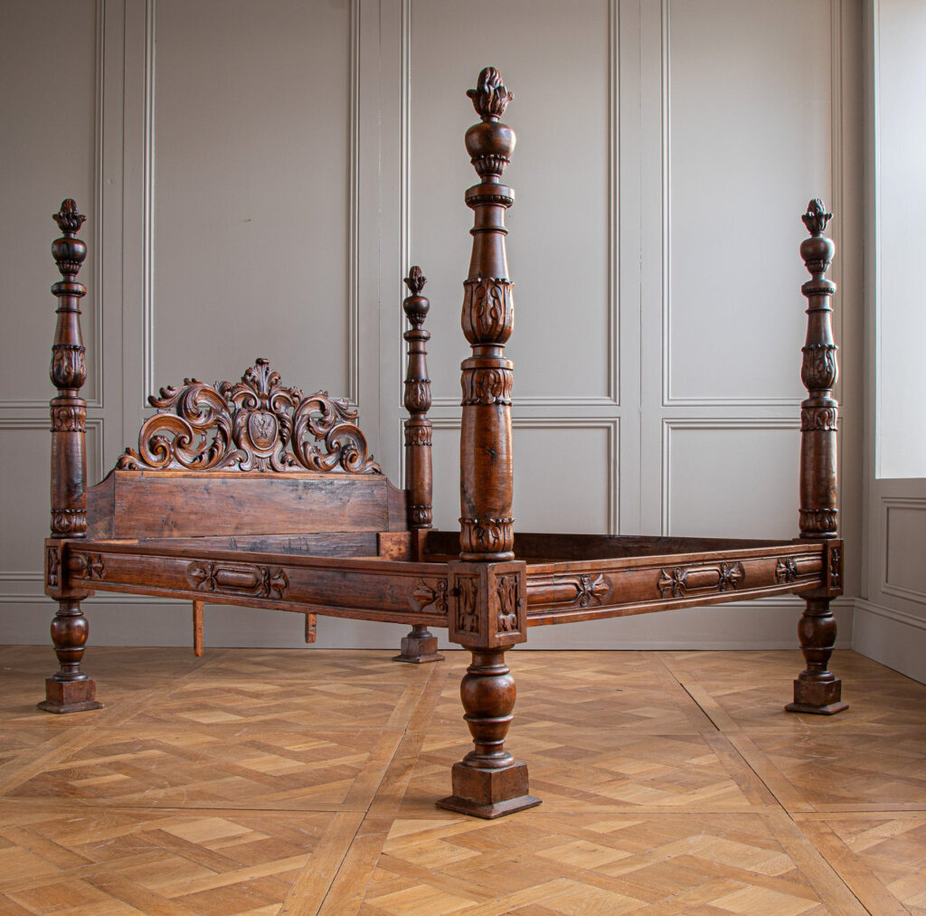 Italian Baroque Poster Bed: Crafted from Carved Walnut – Premium Luxury