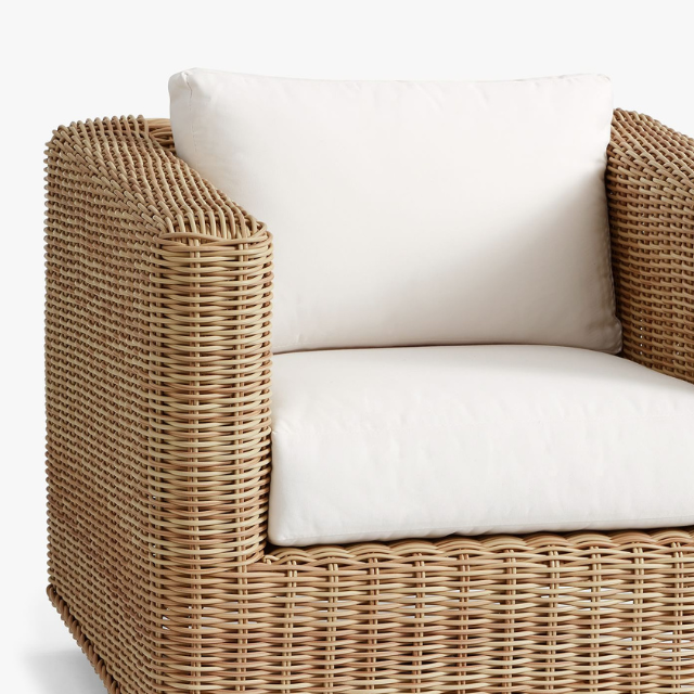 Premium Garden Sofa With Wicker Rattan – 1 Set for Resorts 7 4 7